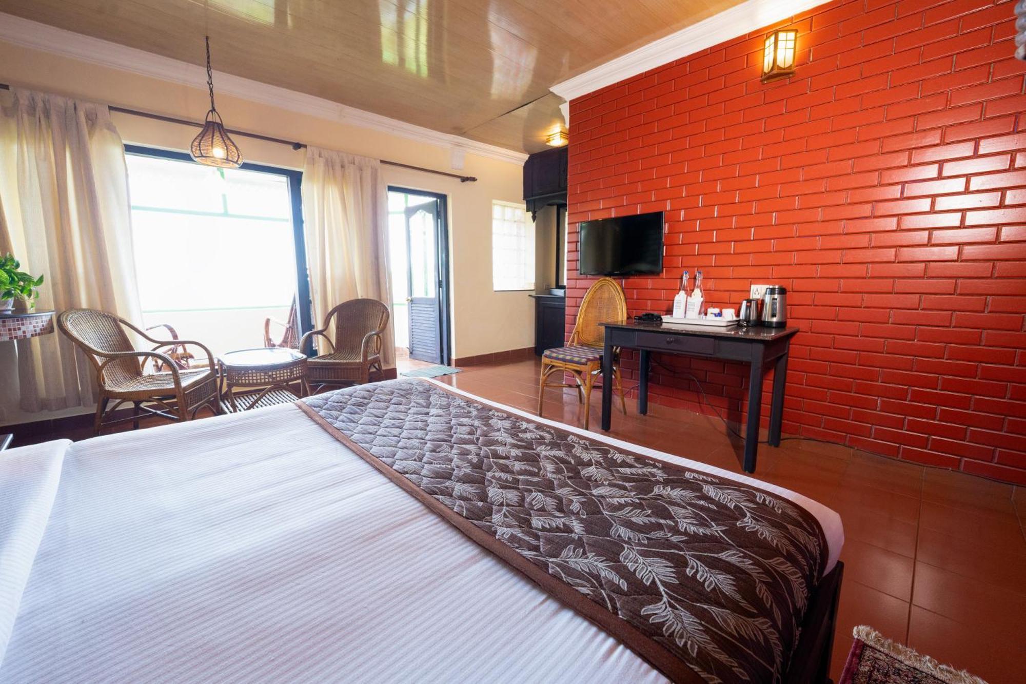 Camelot Resort Муннар Екстер'єр фото
