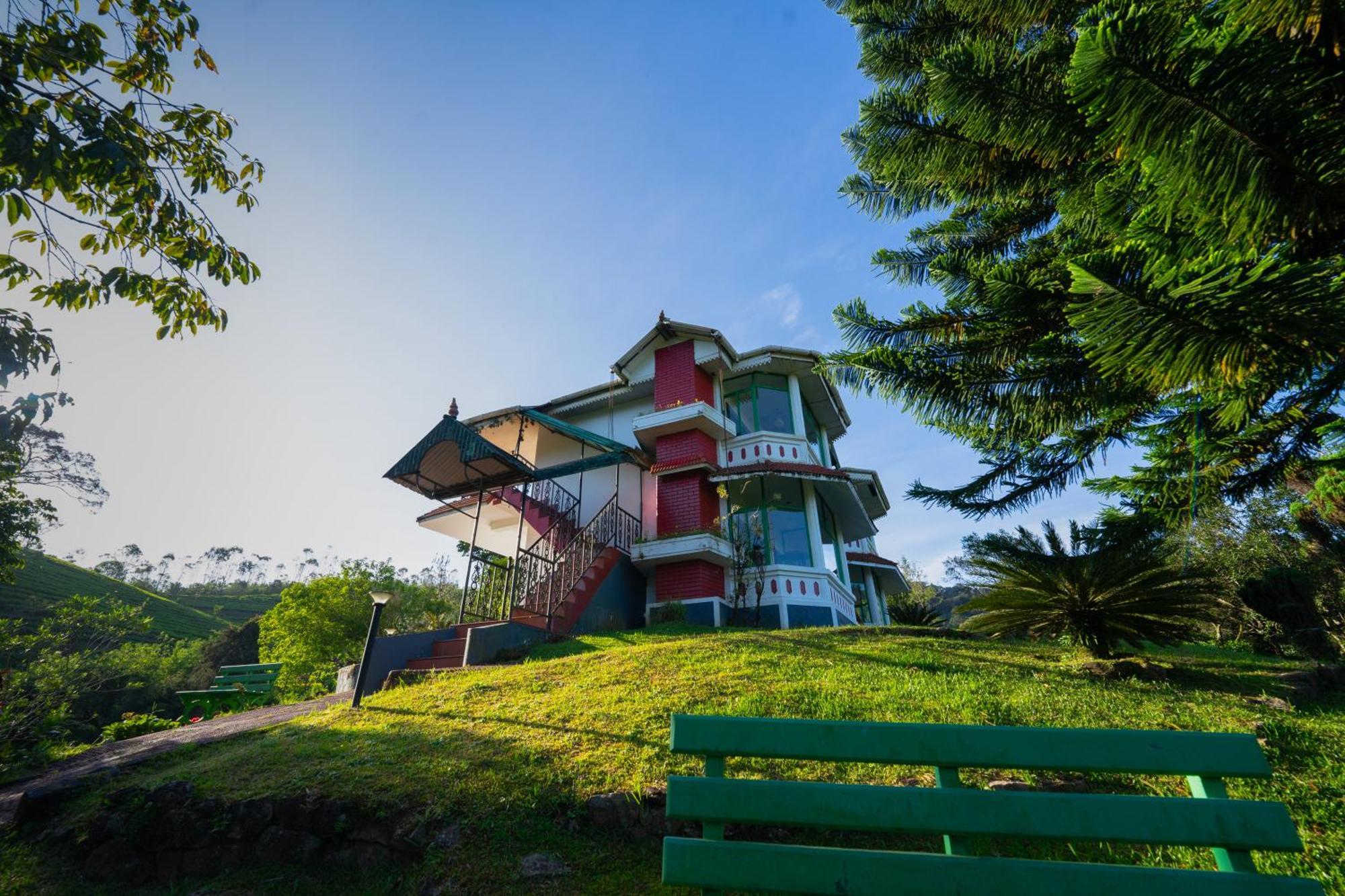 Camelot Resort Муннар Екстер'єр фото