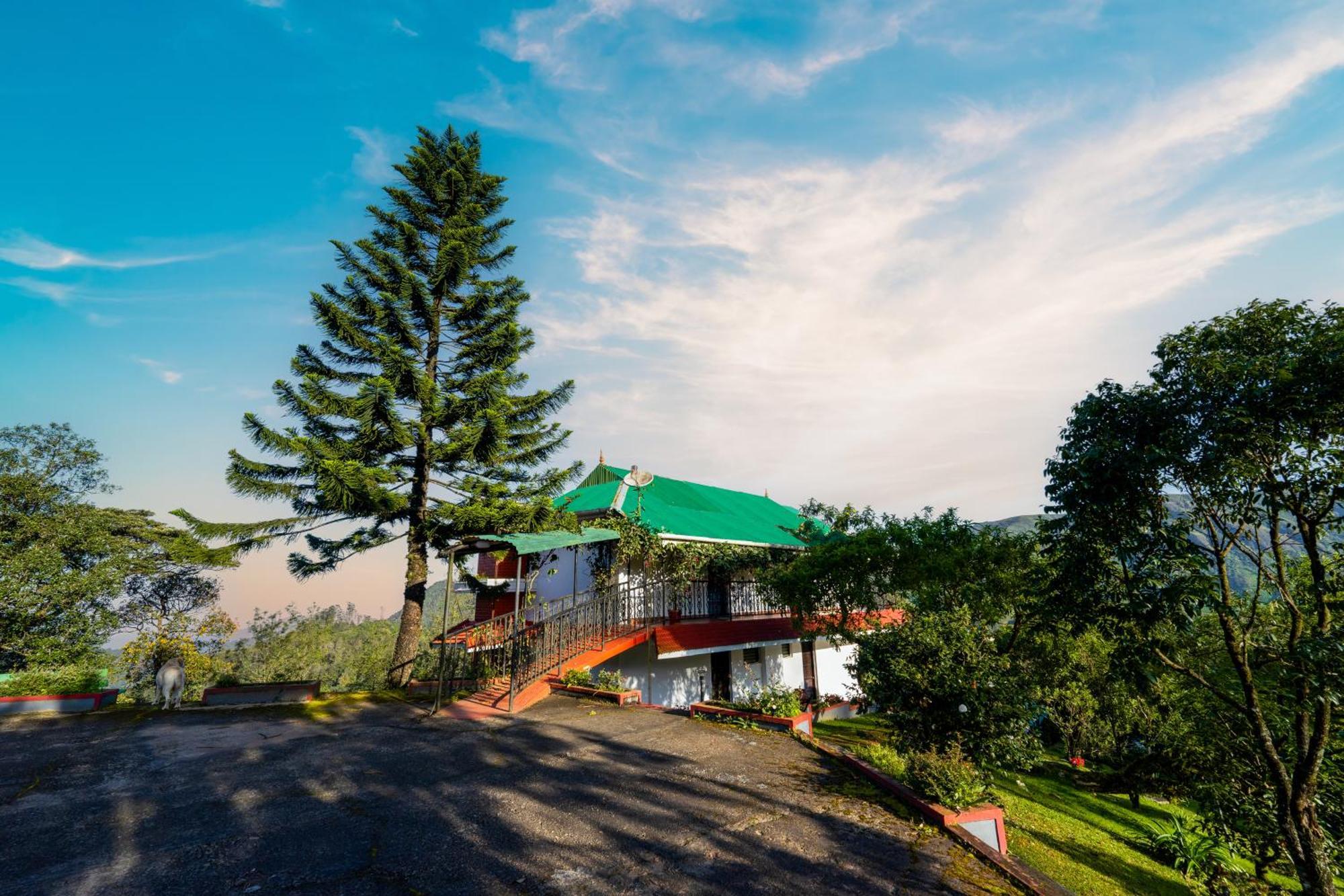 Camelot Resort Муннар Екстер'єр фото